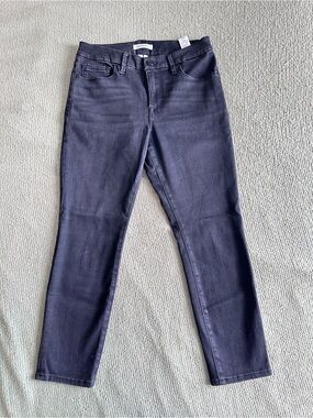 Good American Black Skinny Jeans — Slim High-Rise Fit